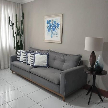Апартаменти Apartamento completo na calçada da praia Гуаружа Екстер'єр фото