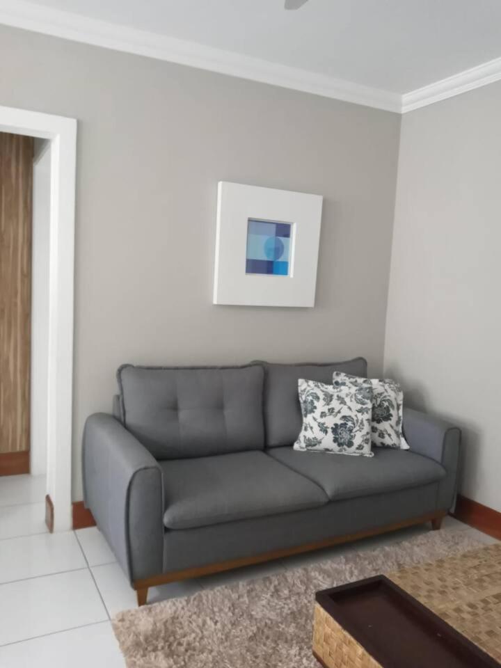 Апартаменти Apartamento completo na calçada da praia Гуаружа Екстер'єр фото